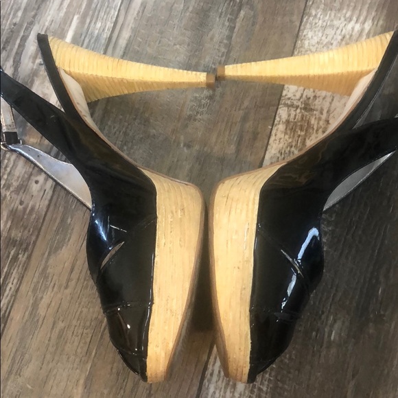 Patent black peep toe heels BCBG 7.5 - Picture 4 of 7